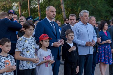 Оренбуржцы зажгли «Свечу памяти» 